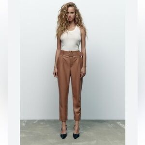 Zara Tan Highrise Pleated Faux Leather Trousers Pants Size Small Pockets